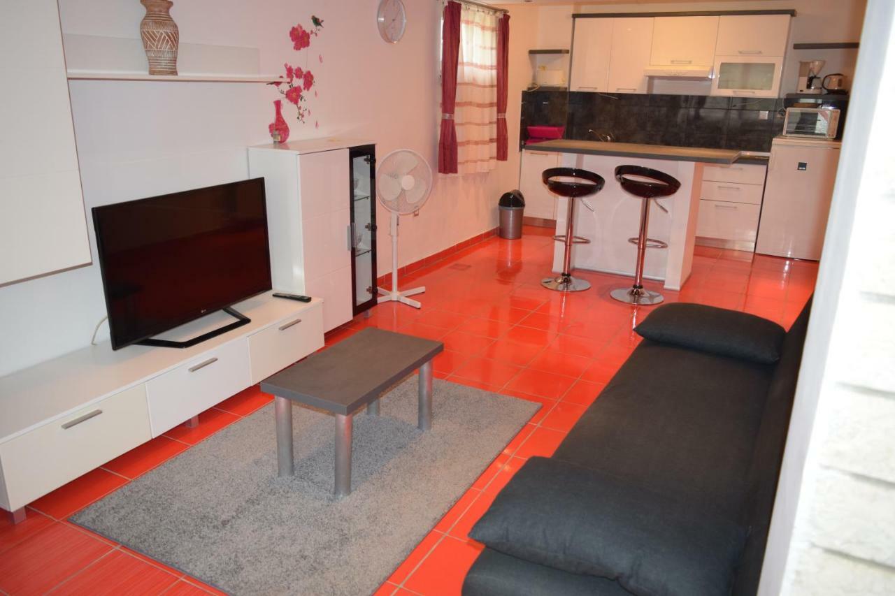 Galli Apartment *